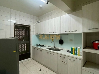 兆基社會住宅🏠近榮總電梯3+1房/陽台進出/附平車（第8張）