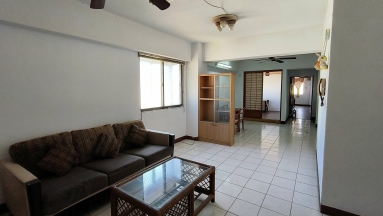 榮庭雅築：台灣大道與五權路口，交通方便，可議（第3張）