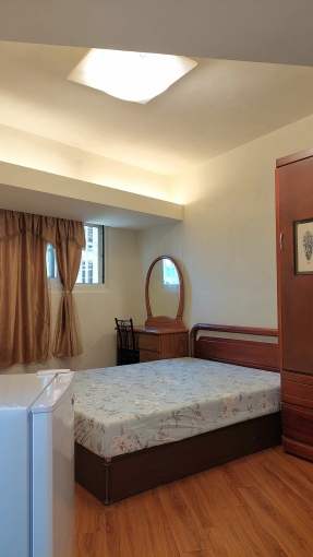 可租補🍁台水台電🍁一中中友中醫商圈🍁大坪數電梯套房(第5張)