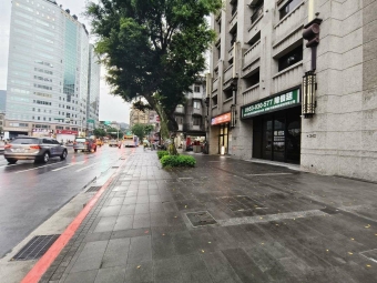 捷運永春站、森業永春坡道平面車位、獨立出入口（第9張）