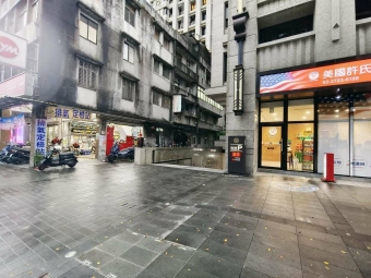 捷運永春站、森業永春坡道平面車位、獨立出入口（第8張）