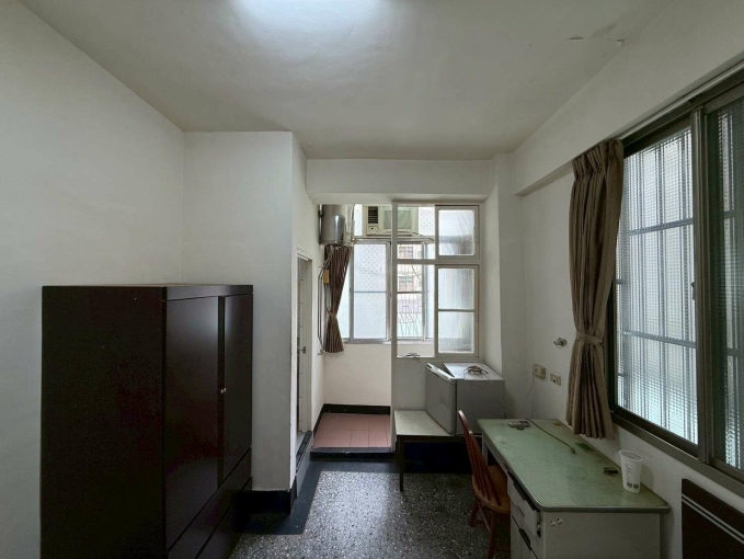 文華高中✔cp高❤租補✔(第1張)