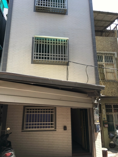 近成大小東路南紡夢時代開元路林森路長榮路東豐路 - Image 1