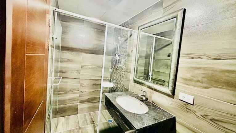 廷選好屋✨整棟透天✨三房二廳四衛✨可租補✨兩個車位 - Image 5