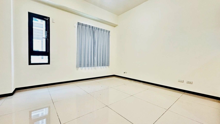 廷選好屋✨整棟透天✨三房二廳四衛✨可租補✨兩個車位 - Image 2