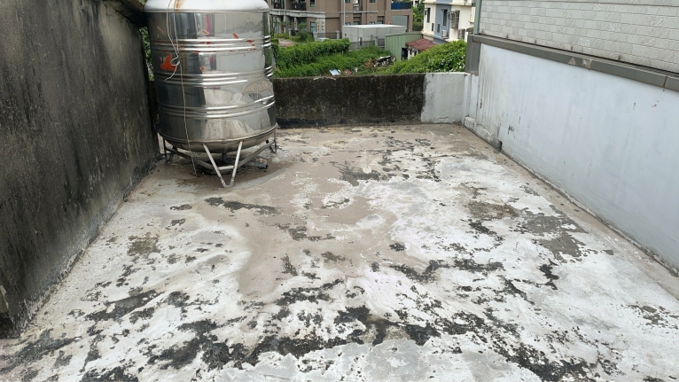 透天兩層安靜樓房 典雅舒適順暢（第1張）