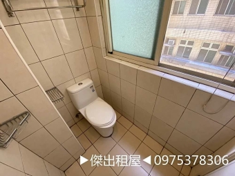 傑出租屋/開南社區免追,獨洗,室內機車位 - Image 6