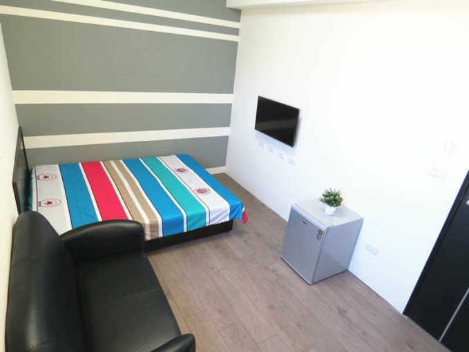 #近興大.中山醫*電梯*陽台獨洗曬*飲水機*子母車~（第1張）