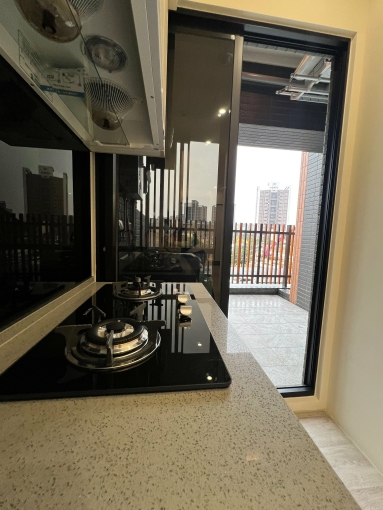 一卡皮箱即可入住 - Image 8