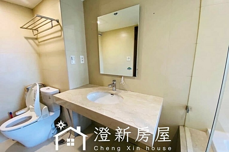 近台元/精美三房/位於竹北核心地段,可在五分鐘內銜接中山高(第10張)