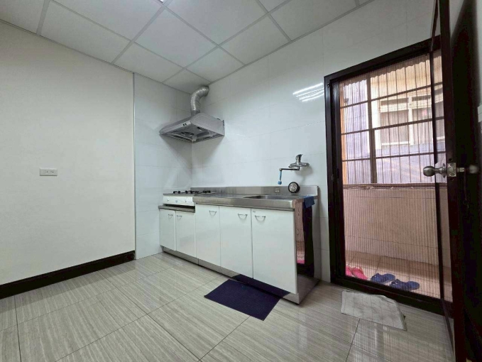 ✨力行市場~全新裝潢漂亮公寓~大空間好運用~運動公寓 - Image 5