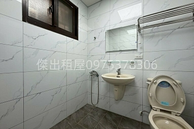傑出租屋/高城社區,全新透天,可寵物,門前停車（第8張）