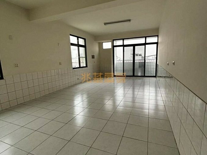 兆基社會住宅🏠近麻豆交流道南來北往很方便8房透天（第7張）