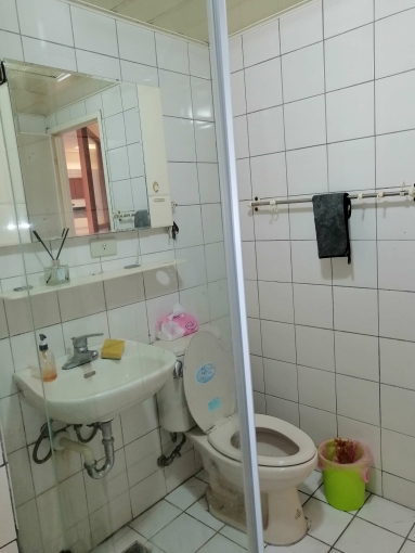 公益商圈寧靜整層住家+車位~室內31坪 - Image 14