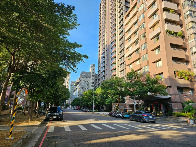 文心秀泰高樓視野4房雙平車，超大露台，空間超大（第14張）