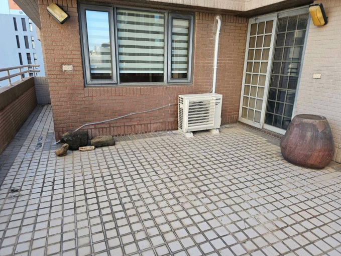 文心秀泰高樓視野4房雙平車，超大露台，空間超大（第10張）