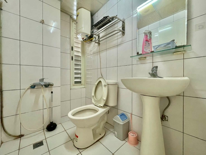 🔥西屯小資超秒殺🔥雙面採光🔥共洗獨曬飲水機子母車🔥近新光三越（第2張）