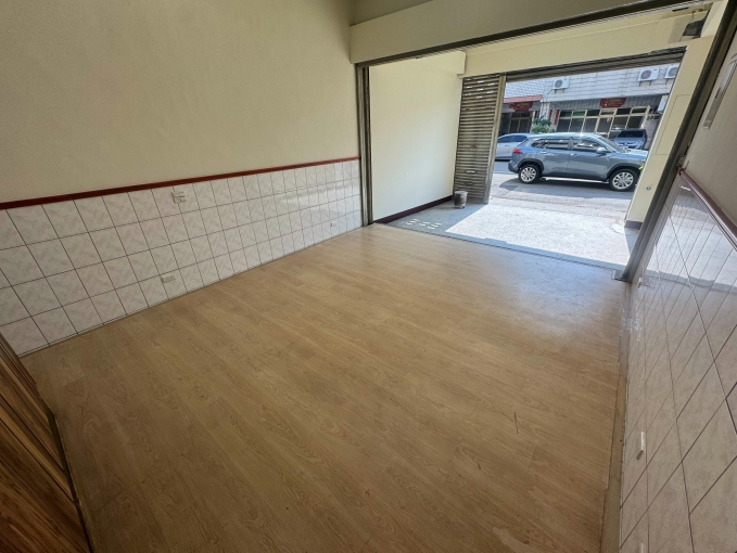 ❤豐原大明路稀有透天❤可營登/店面/店住/可租補/可寵/可神明/全新整理/ - Image 1