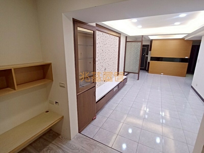 兆基社會住宅🏠⛳️橘郡~稀有電梯乾淨三房⛳️（第3張）