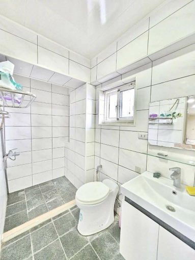 🔥北區電梯套房🔥大空間獨洗窗曬🔥飲水機子母車🔥近國軍總醫院（第2張）