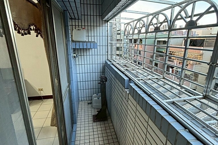 兆基社會住宅🏠近小港漢民商圈大三房兩廳三陽台(第8張)