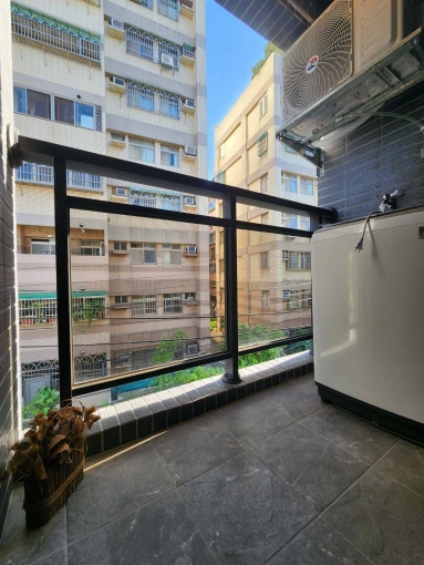 屋主直租全新完工,6坪以上套房;另有2房,行動0905646328(第10張)