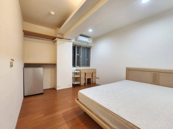 信義區超級蛋黃區、電梯大樓套房出租、限女性（第1張）