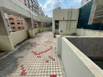 限女性入住秋紅谷新光遠百小資套房可租屋輔助 - Image 29