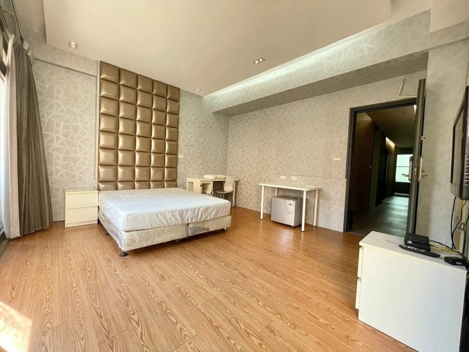 限女性入住秋紅谷新光遠百小資套房可租屋輔助 - Image 7
