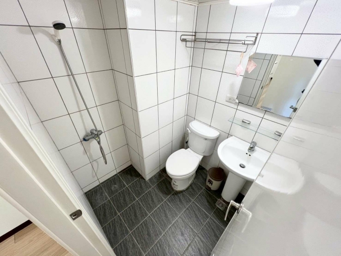 🧡加賴約看🧡爬梯五樓🧡一房一廳🧡租屋補助🧡陽台獨洗🧡流理台🧡秒殺物件🧡 - Image 12