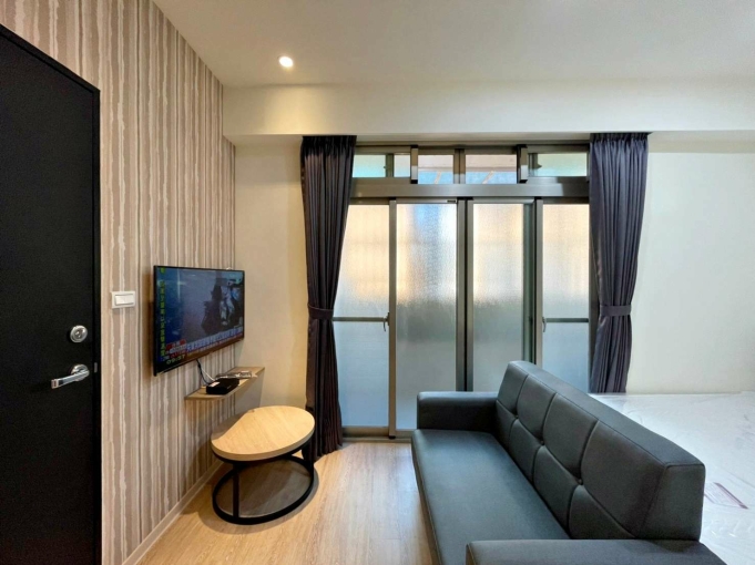 即將釋出.新莊區.環狀線幸福站.獨立陽台.舒適設計感套房A01(第2張)