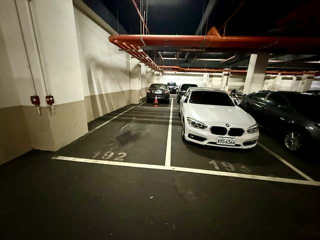 湯城世紀大樓.電梯三大房+車位（第12張）