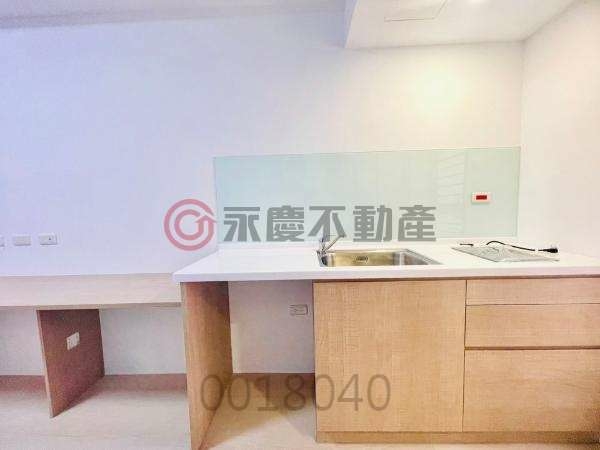 西區全新電梯大樓傢俱家電陽台大套房~一房一廳可參考 - Image 6