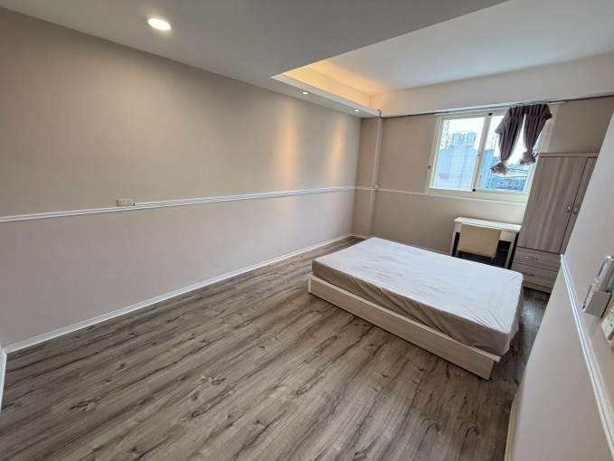 二房二廳🏠陽台獨洗🏠稀有可貓🏠租屋補助🏠子母車🏠流理台🏠管理員🏠家具電全配（第11張）