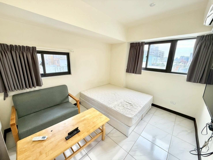 祐✨新裝潢大空間✨可雙租補✨機車位✨子母車✨獨洗曬（第1張）