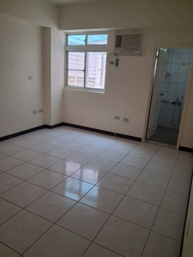 邊間格局方正、四面有窗、雙衛浴皆有窗（第5張）