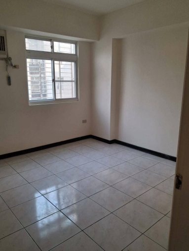 邊間格局方正、四面有窗、雙衛浴皆有窗（第6張）