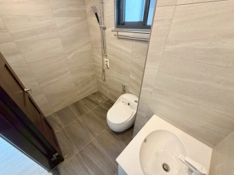 🧡請加賴🧡全新電梯🧡租屋補助🧡陽台獨洗🧡流理台🧡機車位🧡秒殺物件🧡（第13張）