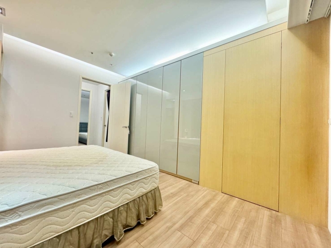 廷選好屋✨四房二衛🔥雙平面車位✨家具電全配🔥寵可談 - Image 8