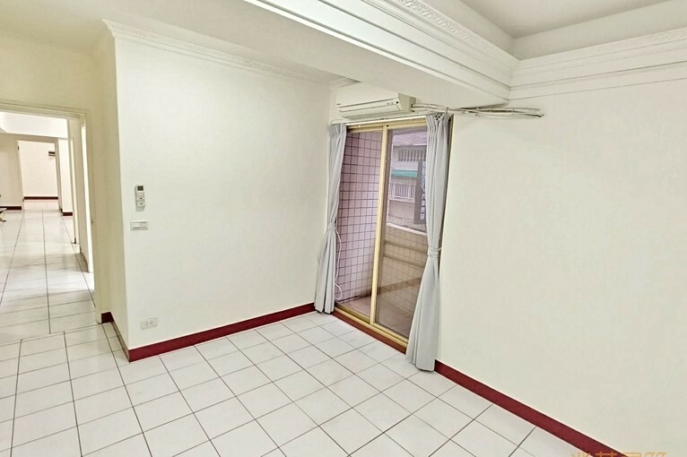 兆基社會住宅🏡近校區龍族華廈舒適寬敞四房（第4張）