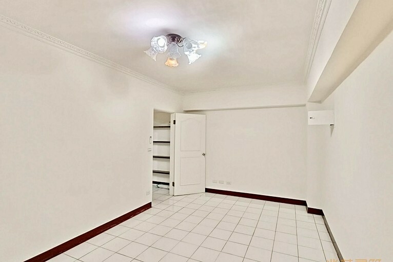 兆基社會住宅🏡近校區龍族華廈舒適寬敞四房（第8張）