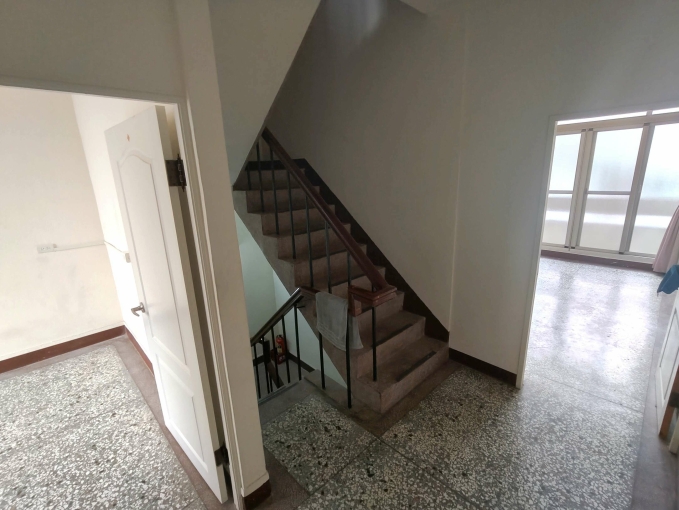 橘子🍊近水湳租四樓送五樓可用🍊兩房一衛台電計費🍊可租補（第7張）