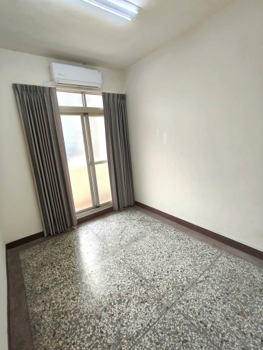 橘子🍊近水湳租四樓送五樓可用🍊兩房一衛台電計費🍊可租補（第4張）