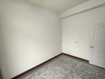 橘子🍊近水湳租四樓送五樓可用🍊兩房一衛台電計費🍊可租補（第3張）