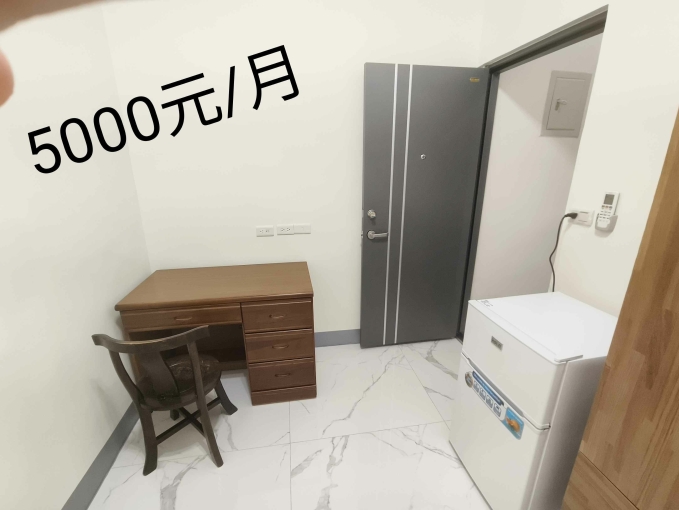 苗栗套房|近聯合大學、火車站（第2張）