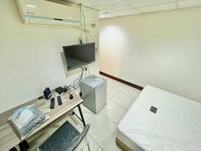 馬卡龍公園❤️租補❤️喵喵❤️兩間（第1張）