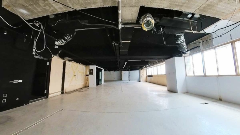 ☆捷運市府站☆氣派商辦大樓、獨立空調、玻璃帷幕（第1張）