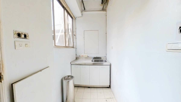 ☆捷運市府站☆氣派商辦大樓、獨立空調、玻璃帷幕（第11張）