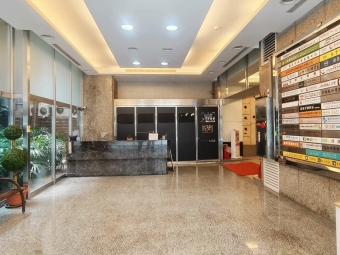 ☆捷運市府站☆氣派商辦大樓、獨立空調、玻璃帷幕（第13張）