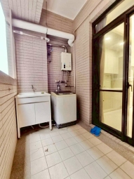 西屯近逢甲兩房平車+大露臺~屋齡5年（第8張）